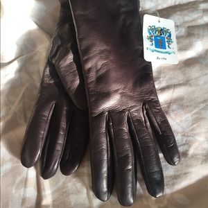 Portolano leather gloves - cashmere lined - NWT